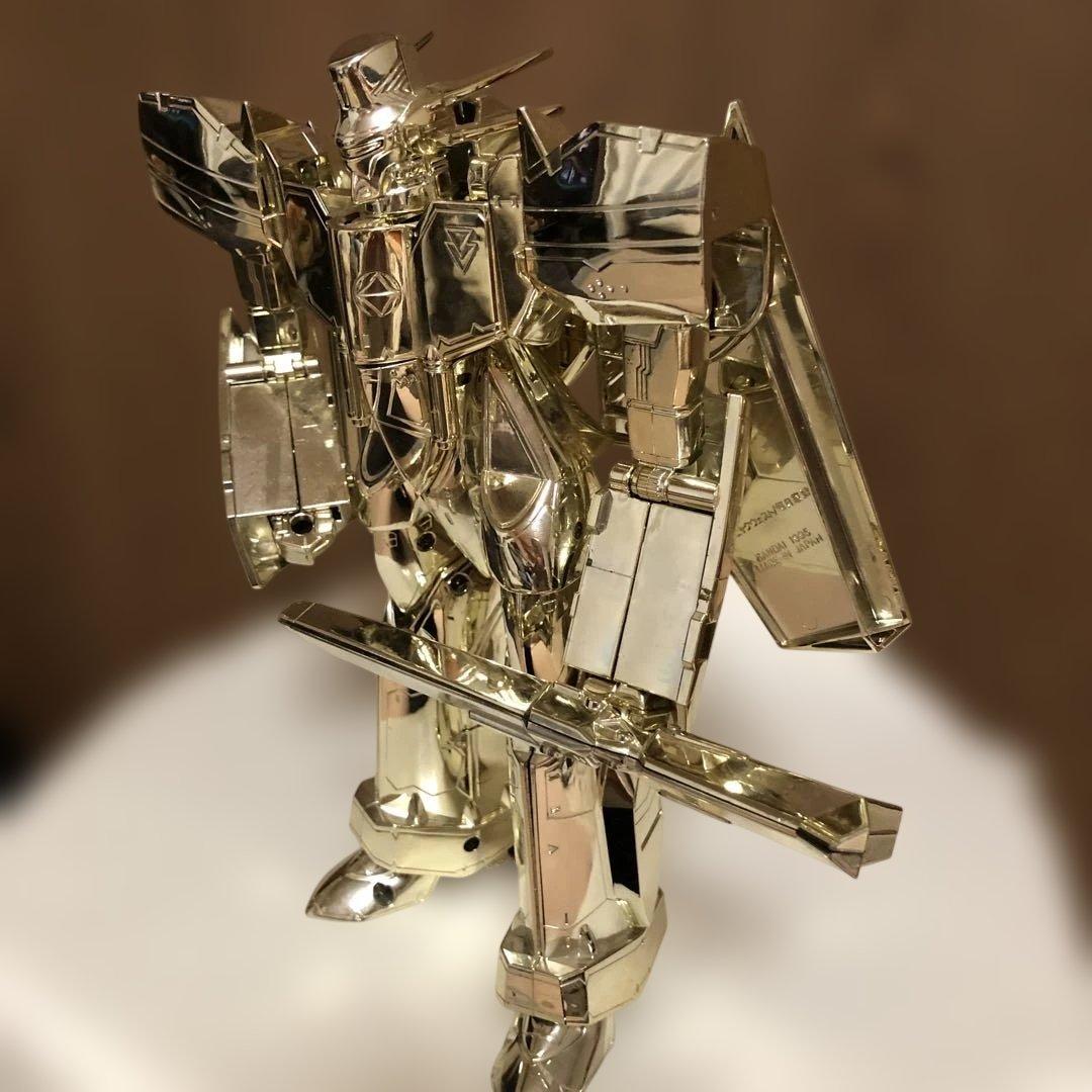 超激レア　限定版ＤＸステルスバルキリーＶＦ-17Ｓゴールドメッキバージョン