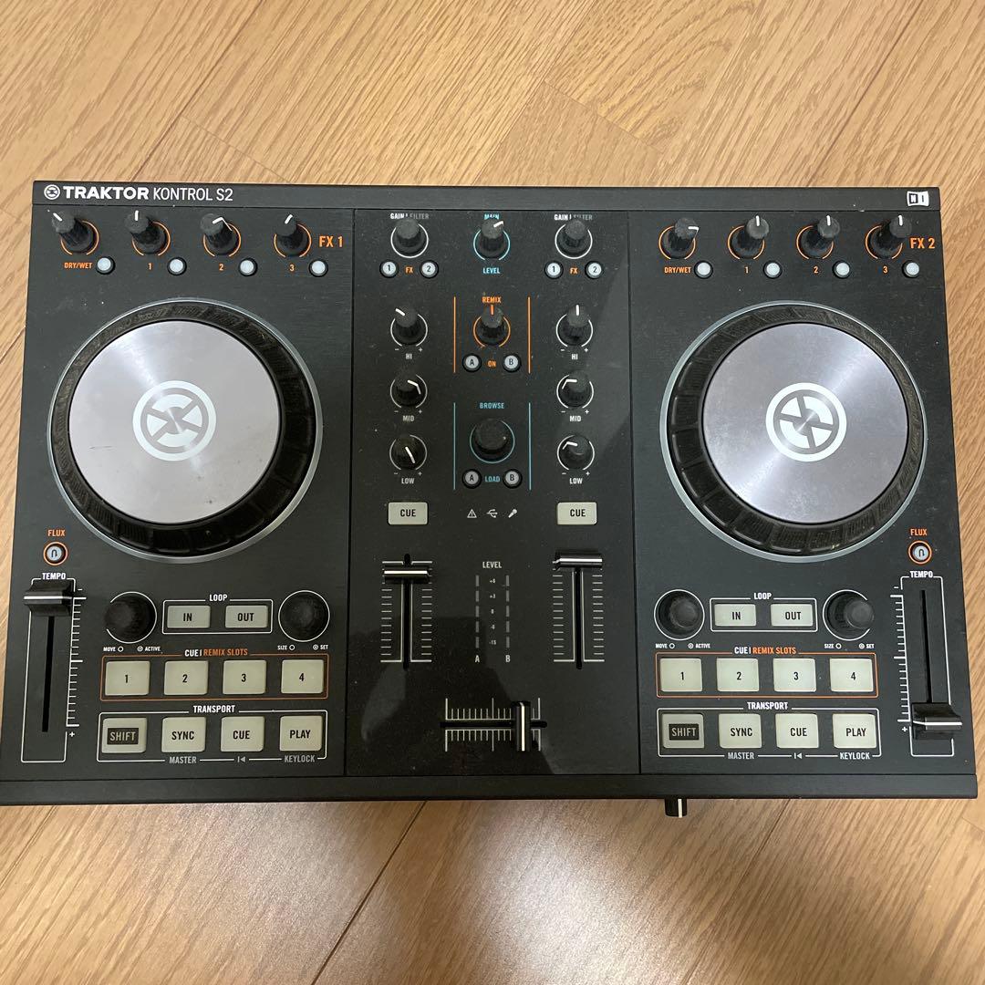 DJ機材 TRAKTOR KONTROLS2
