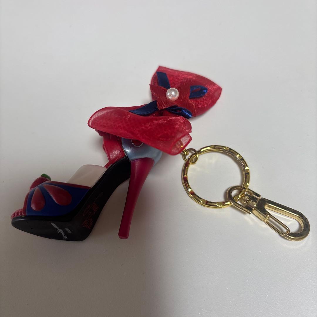 ディズニープリンスハイヒールキーホルダー　6個　オマケ付