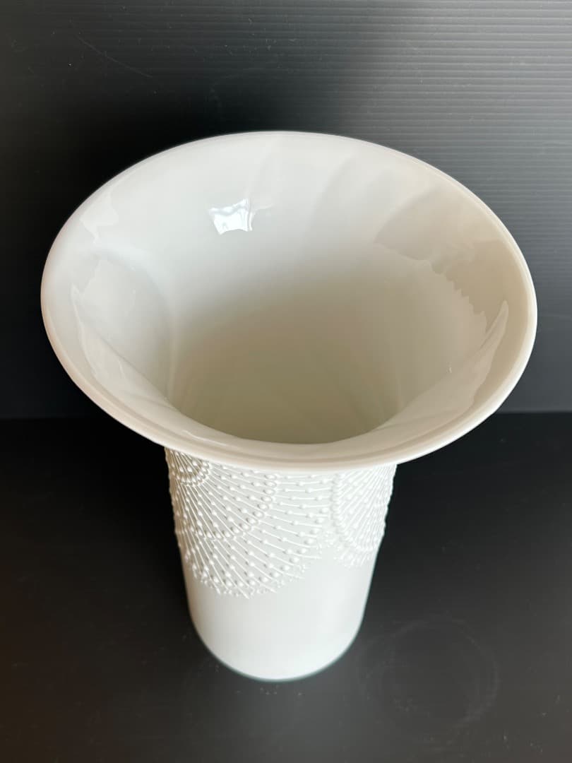 KAISER PORZELLAN カイザーポーセレン 白磁のフラワーベース