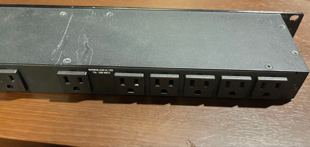 最終価格 FURMAN M-8X2 パワーディストリビュータ ラック 電源タップ