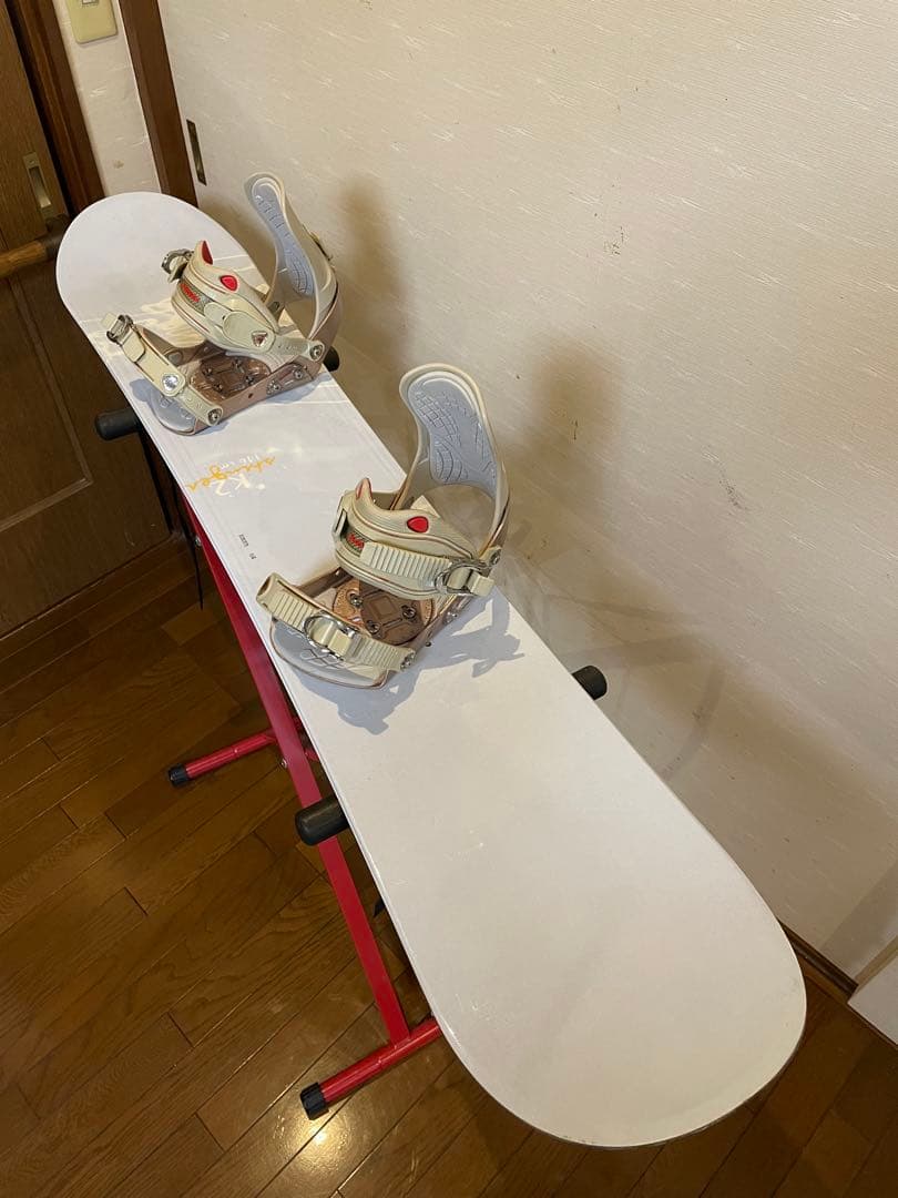 K2 レディス スノーボード146 cm + BIN(S) 美品