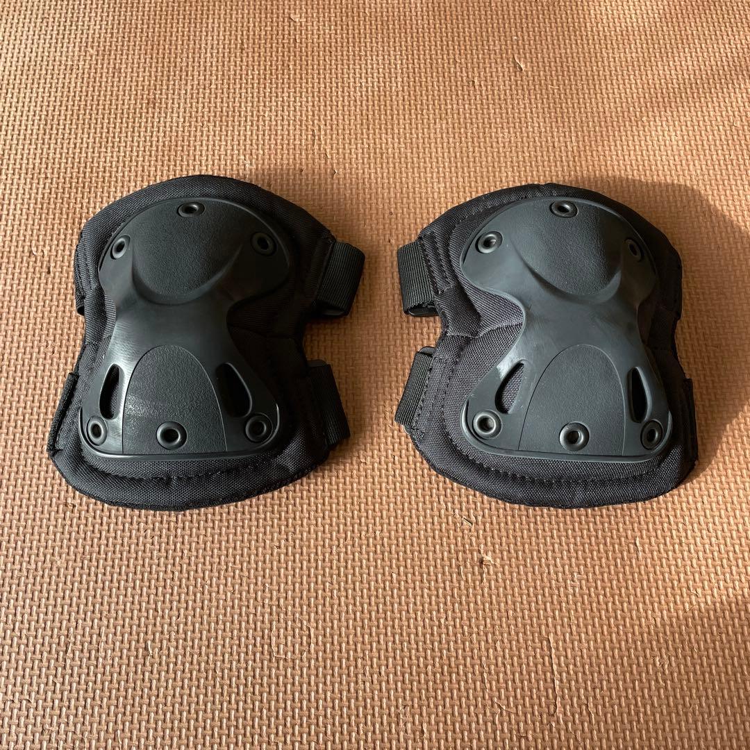 戦闘服とプロテクターセット 黒