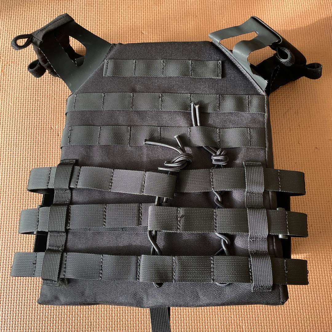 戦闘服とプロテクターセット 黒