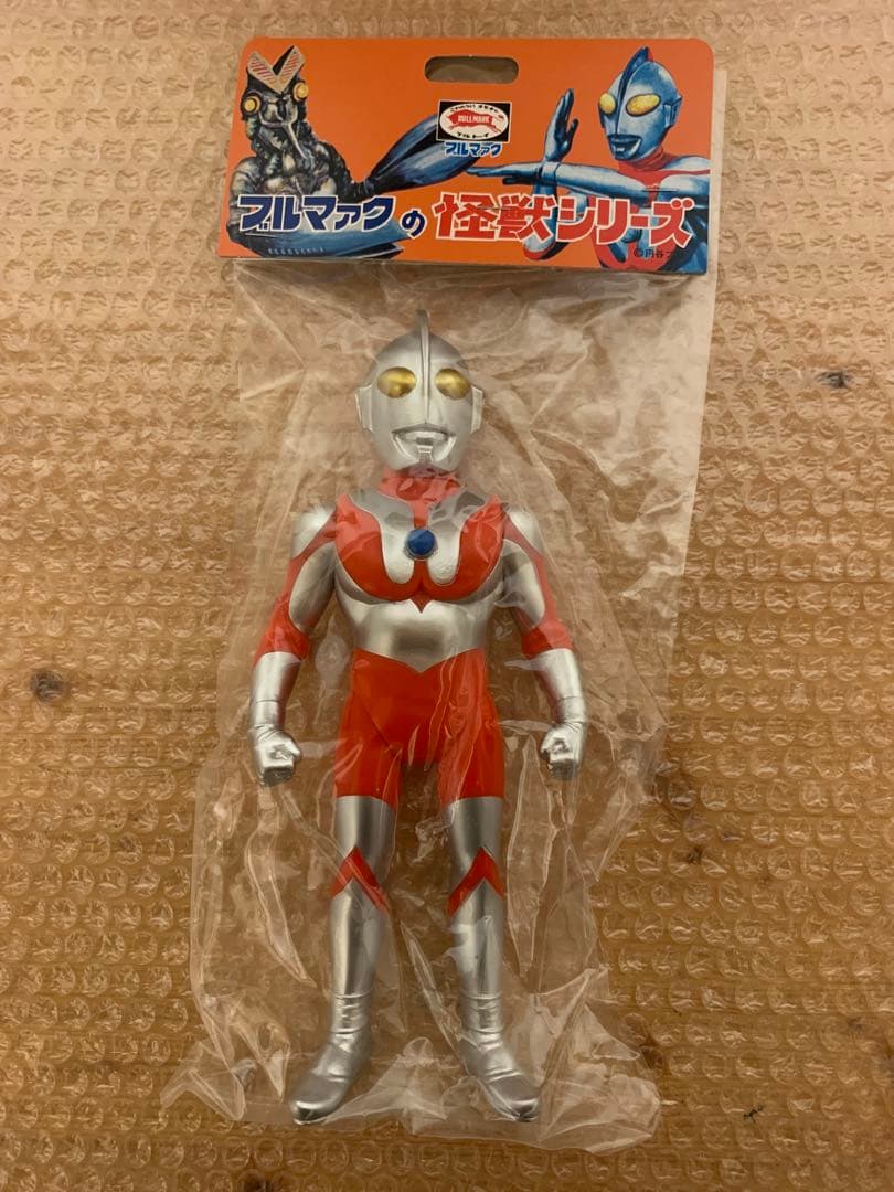 ブルマァク BULLMARK ウルトラマン 50 シルバー ソフビ