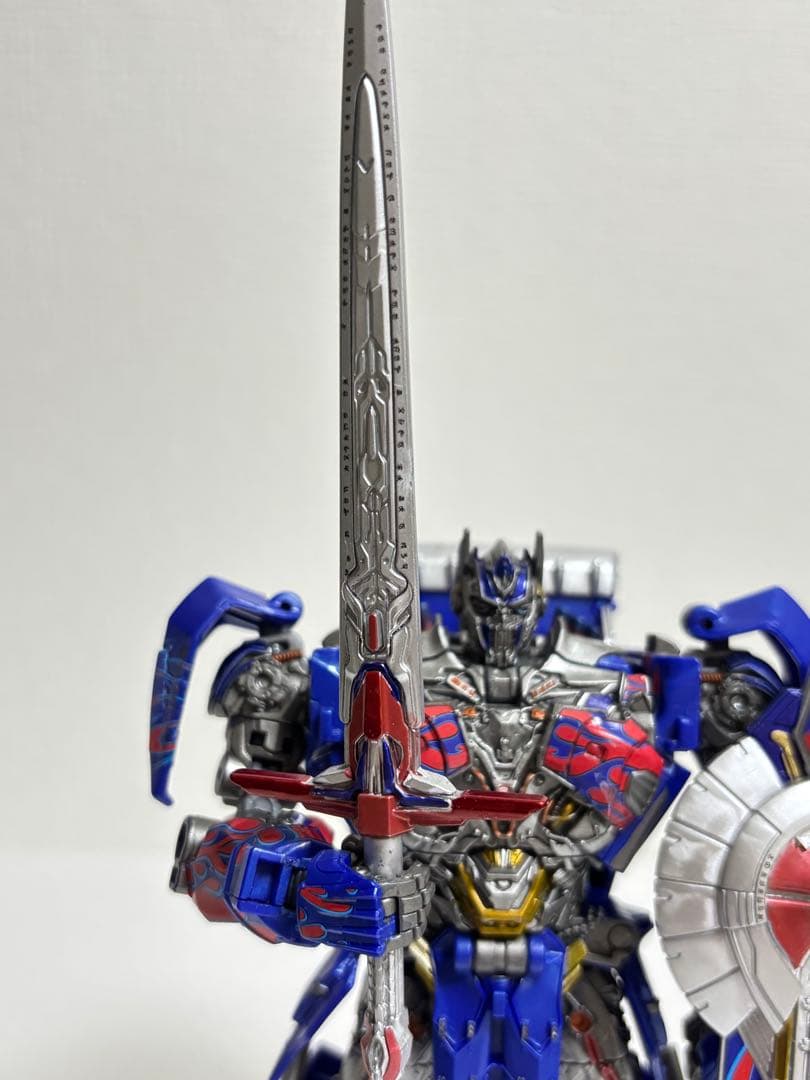 トランスフォーマー TS-03 オプティマスプライム 最後の騎士王　塗装完成品