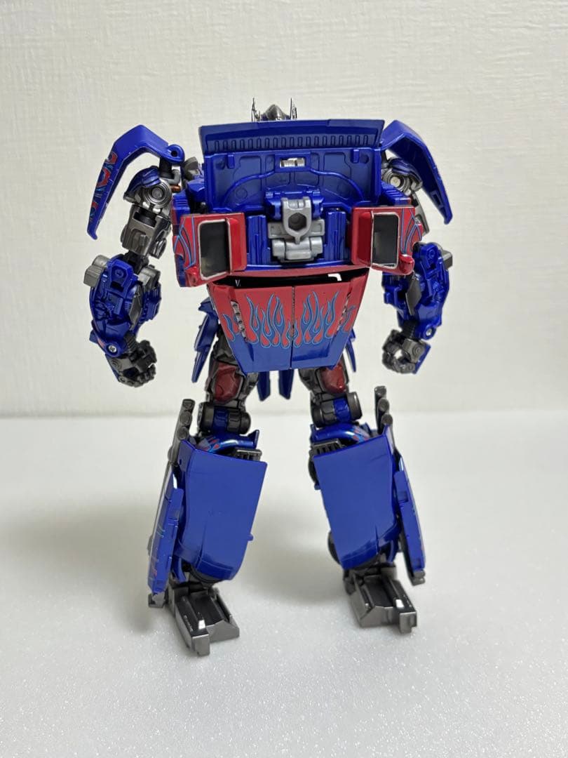 トランスフォーマー TS-03 オプティマスプライム 最後の騎士王　塗装完成品