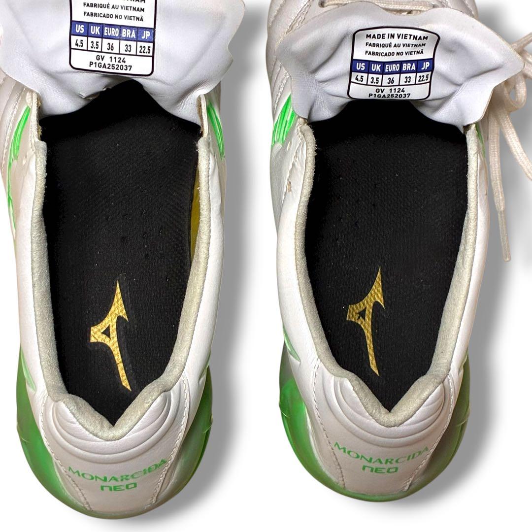 【美品】モナルシーダNEO III ELITEサッカー／フットボール22.5cm