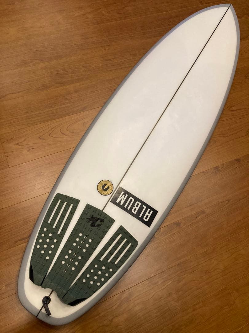 ALBUMアルバムサーフボード美品5'5\"SaberToothテイクオフ激速