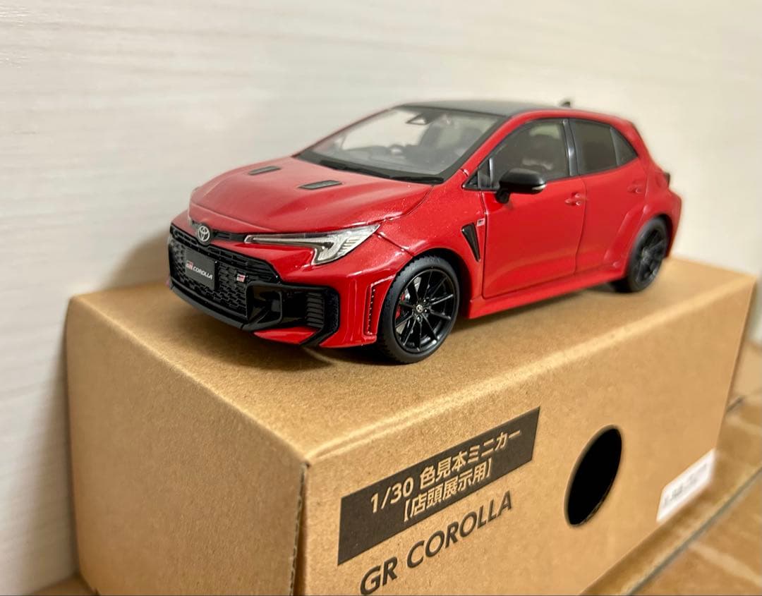GRカローラ 後期型 1/30 ミニカー エモーショナルレッドⅡ 新品・非売品