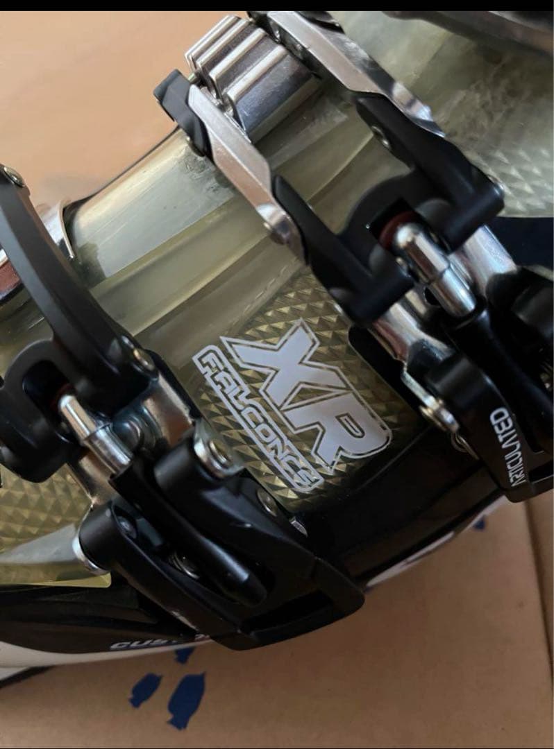 SALOMON FALCON XRファルコン　スキーブーツ靴　25.5