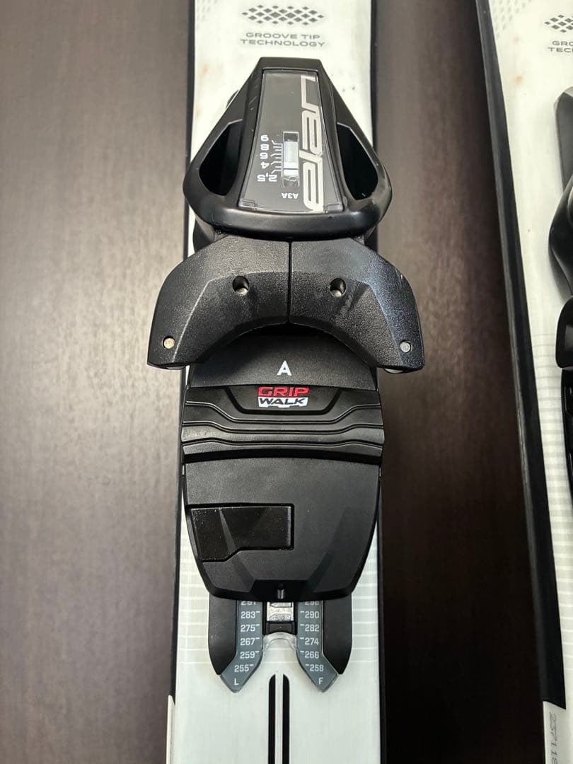 使用4回【美品 】elanスキー146 ホットワックス済 サロモン105 即滑走