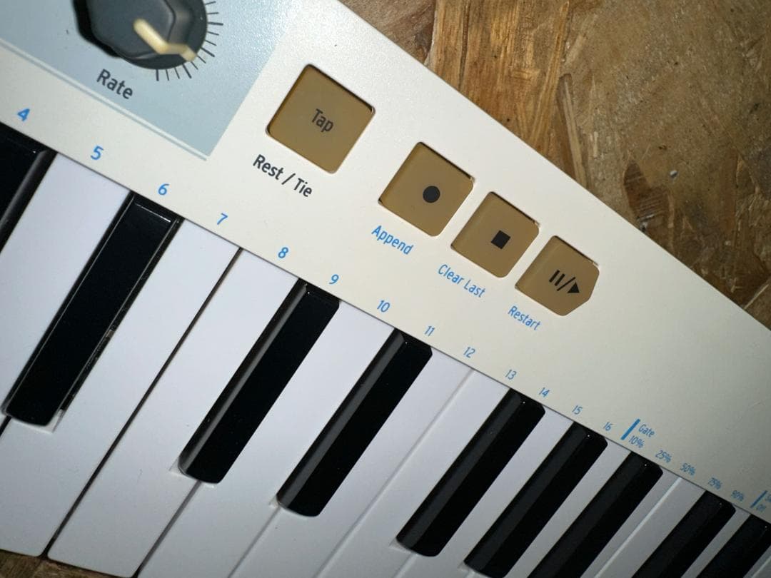 ARTURIA KEYSTEP 32鍵 MIDIキーボード