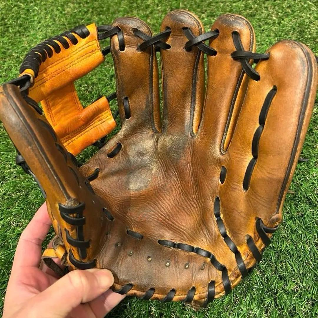 【最終値下】即戦力『ミズノプロ』硬式内野用グローブ オレンジ