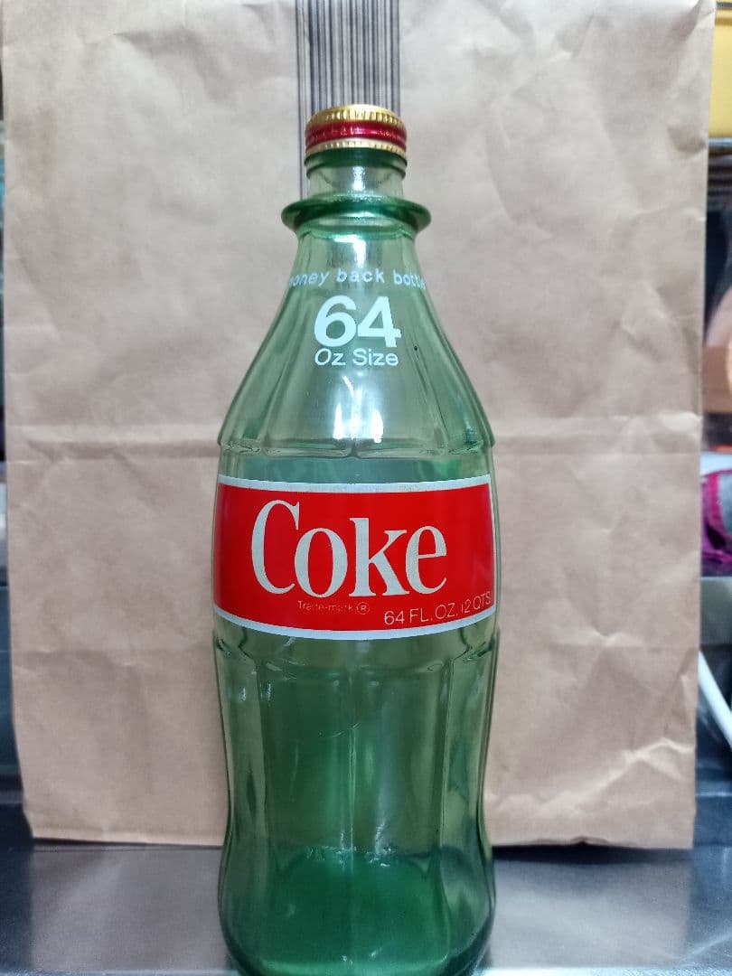 Coca-Cola ガラスボトル 64FL OZ