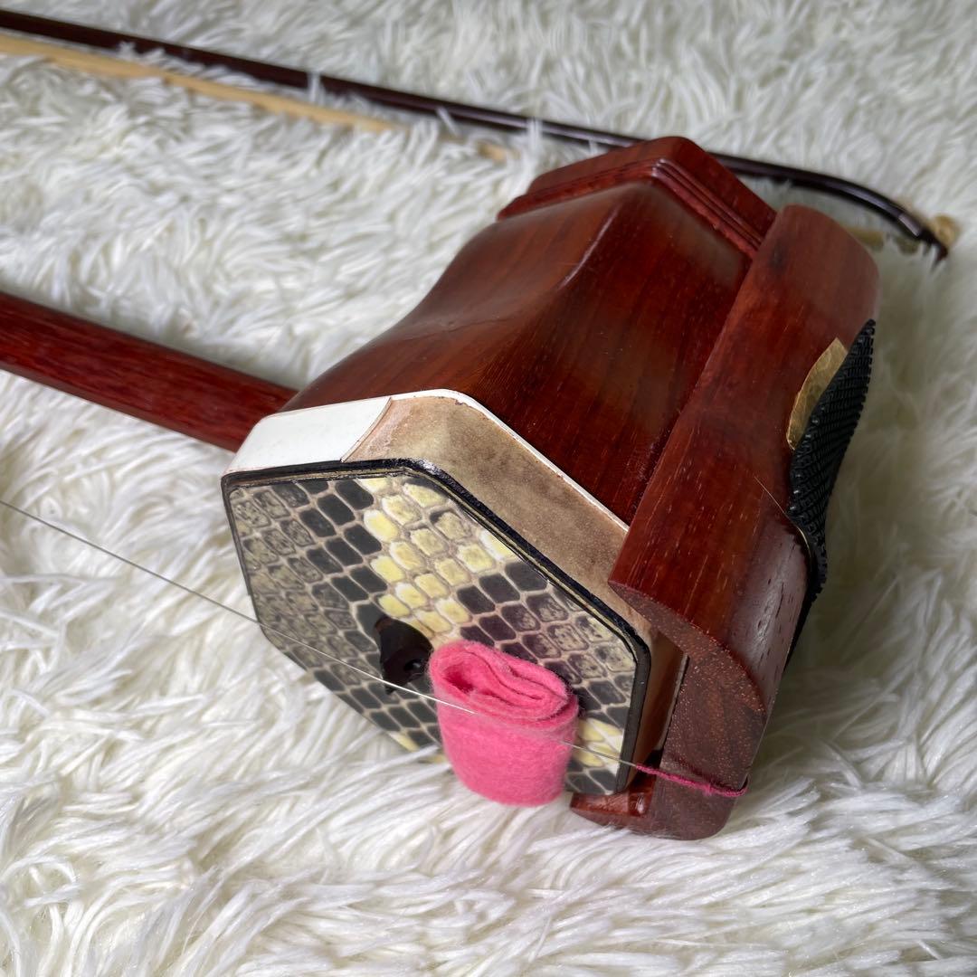 二胡弦楽器　付属品多数