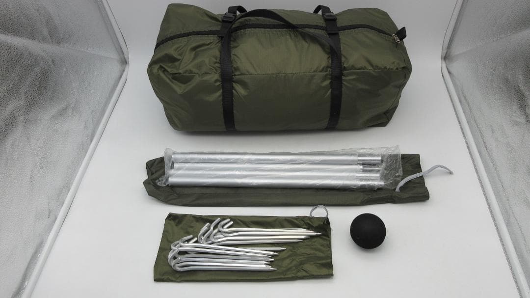 Unafreely ワンポールテント スノースカート難燃 煙突穴 更に謎テント