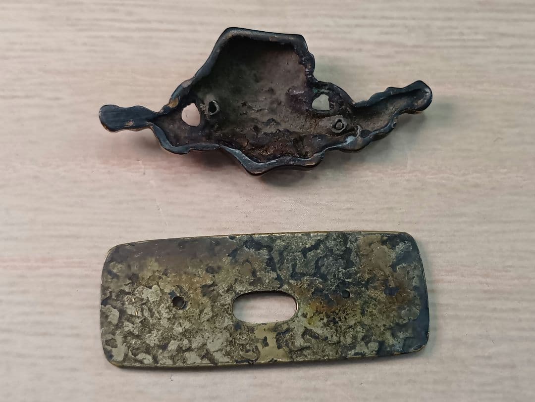 煙草入れ／天狗前金具