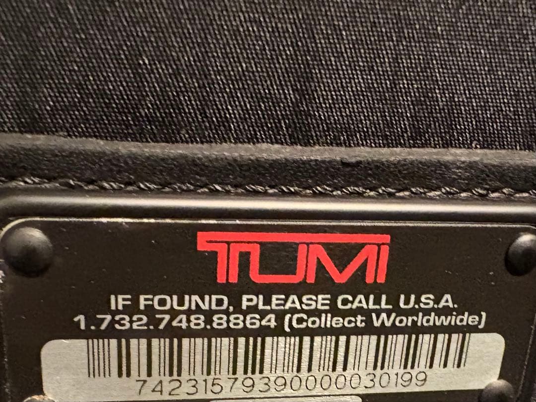 TUMI ブラック ガーメントバッグ ナイロン製