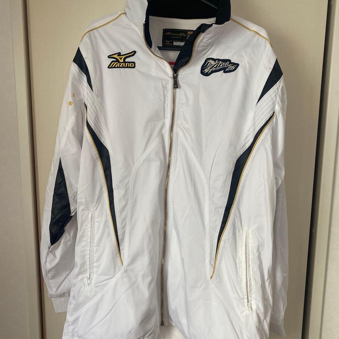 新井貴浩ウエア2XO