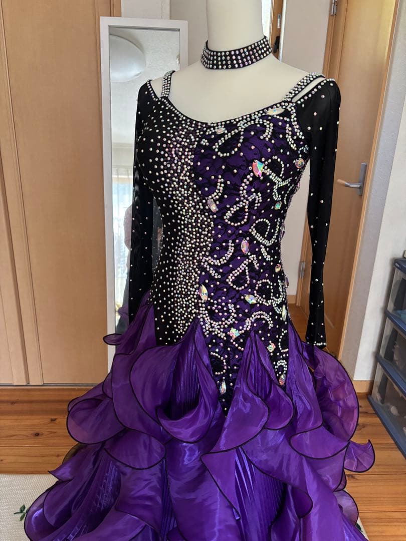 紫の社交ダンスドレス