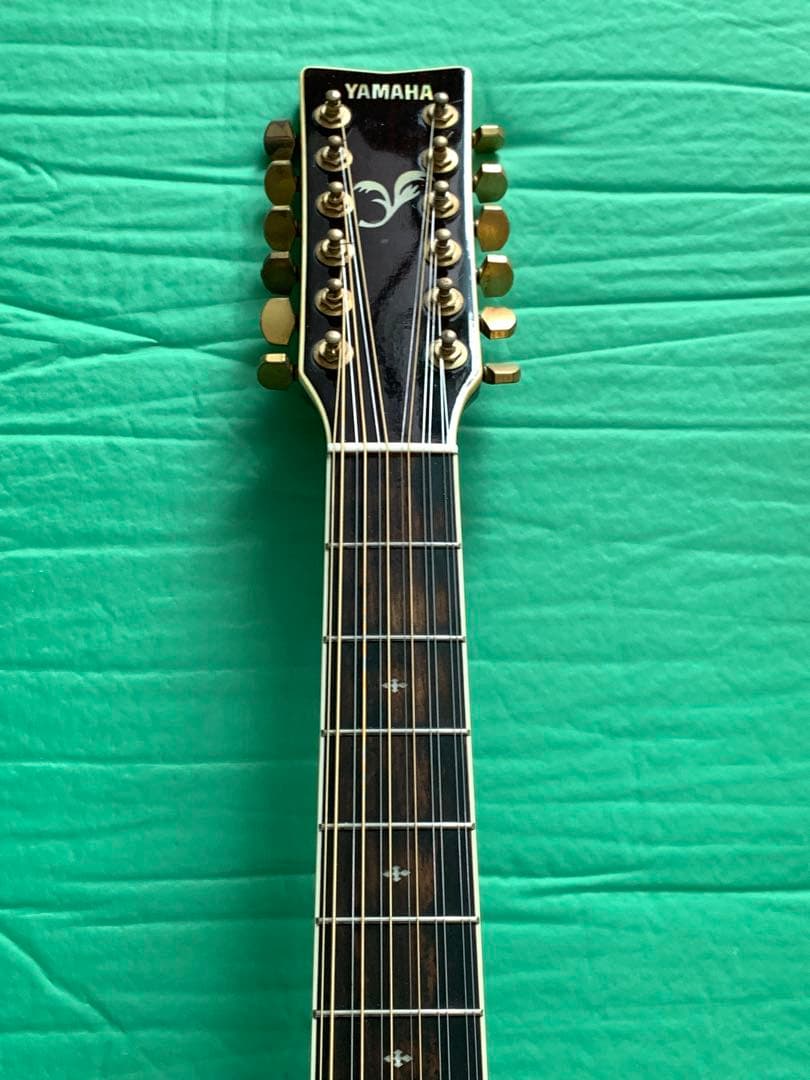 い*ん様 YAMAHA 12弦ギター　FISHMANピックアップ付