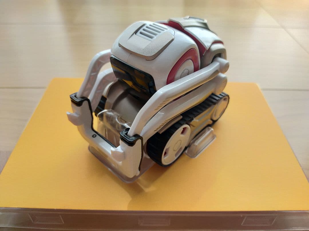 Cozmo ロボット型おもちゃ