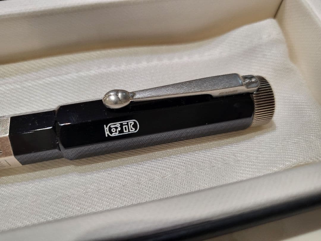 モンブラン エジプトマニア　万年筆　F