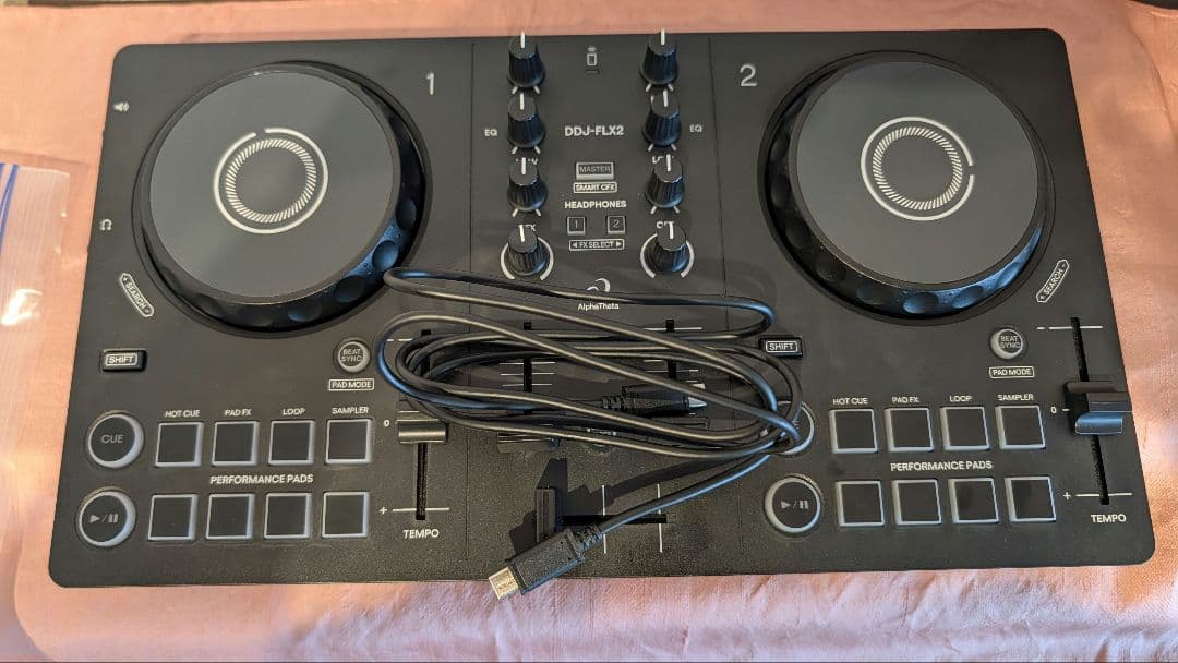 美品 DDJ-FLX2 コンパクトDJコントローラー 動作確認済み