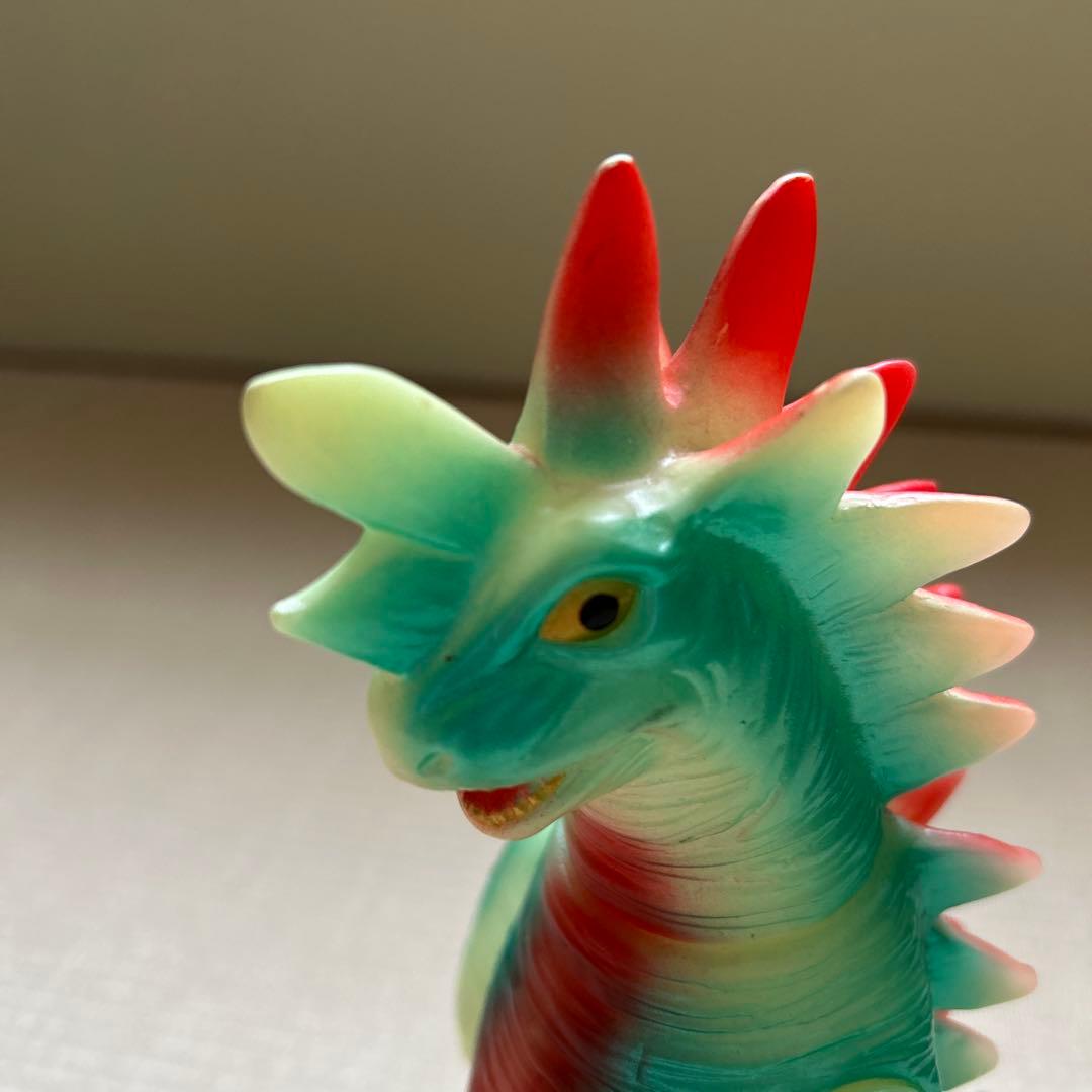 ブルファクト　怪獣フィギュア 青緑色 ソフトビニール　特撮　スエルノドン　蓄光