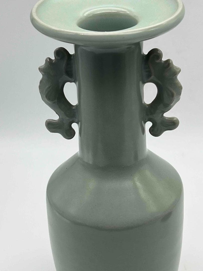 南宋時代　青磁　龍泉窯摩羯耳盤口瓶 花瓶 漆蓋付き 唐物 (A-74)