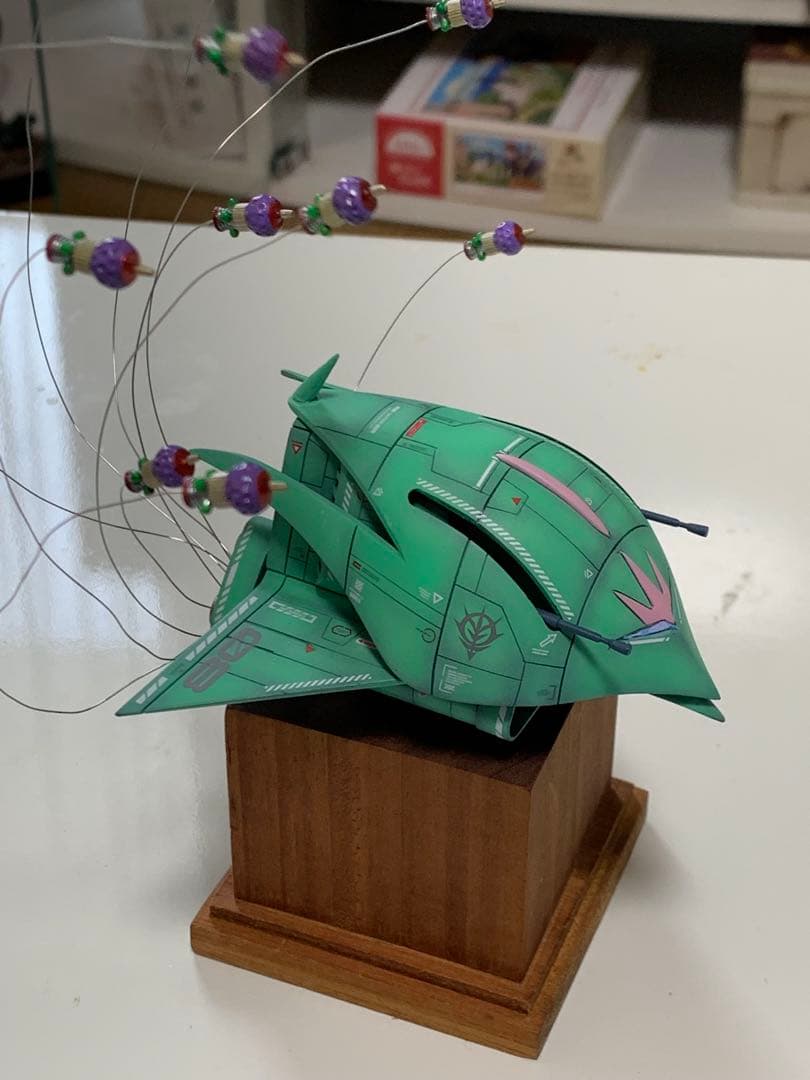 ガンダム　ララァ専用モビルアーマー　塗装済み完成品