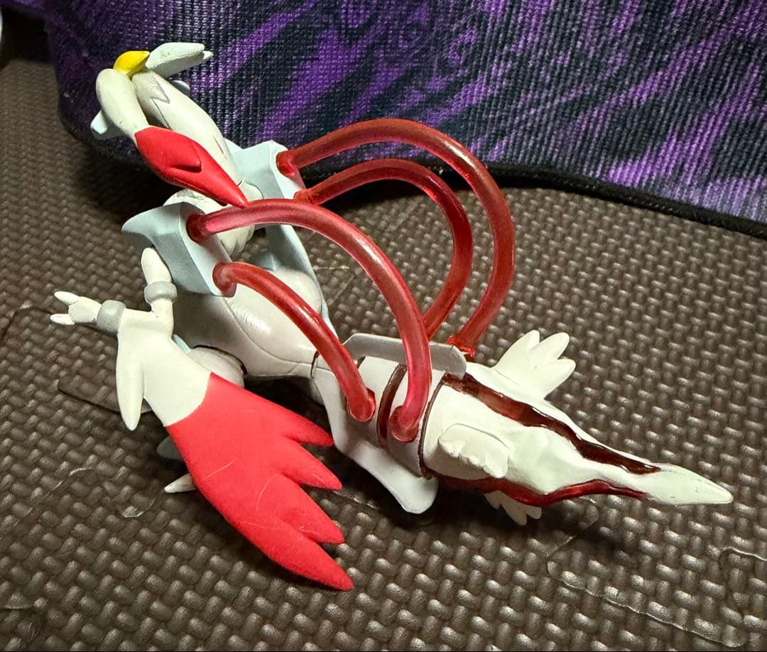 立体ポケモン図鑑　ホワイトキュレム　オーバードライブ