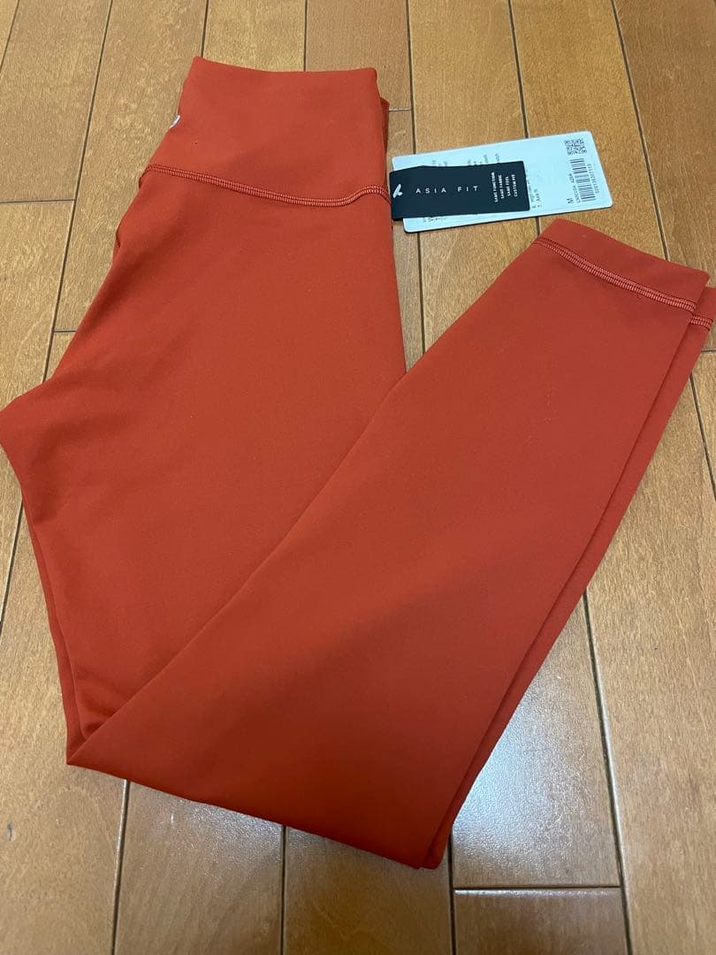 【新品】Lululemon Wunder Train Tight 24\"