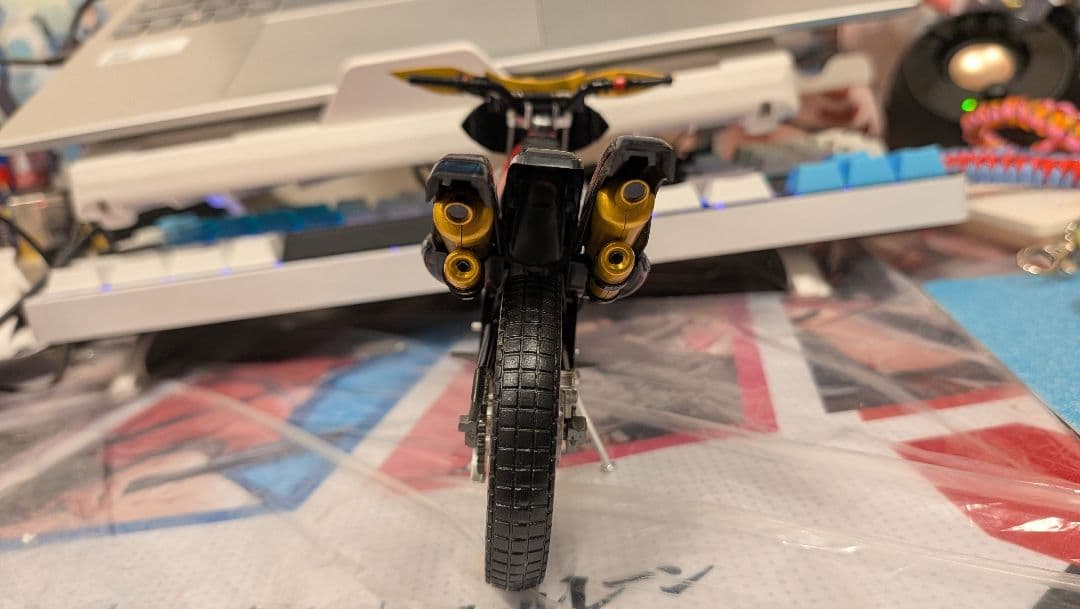 フィギュアーツ　ビートチェイサー2000