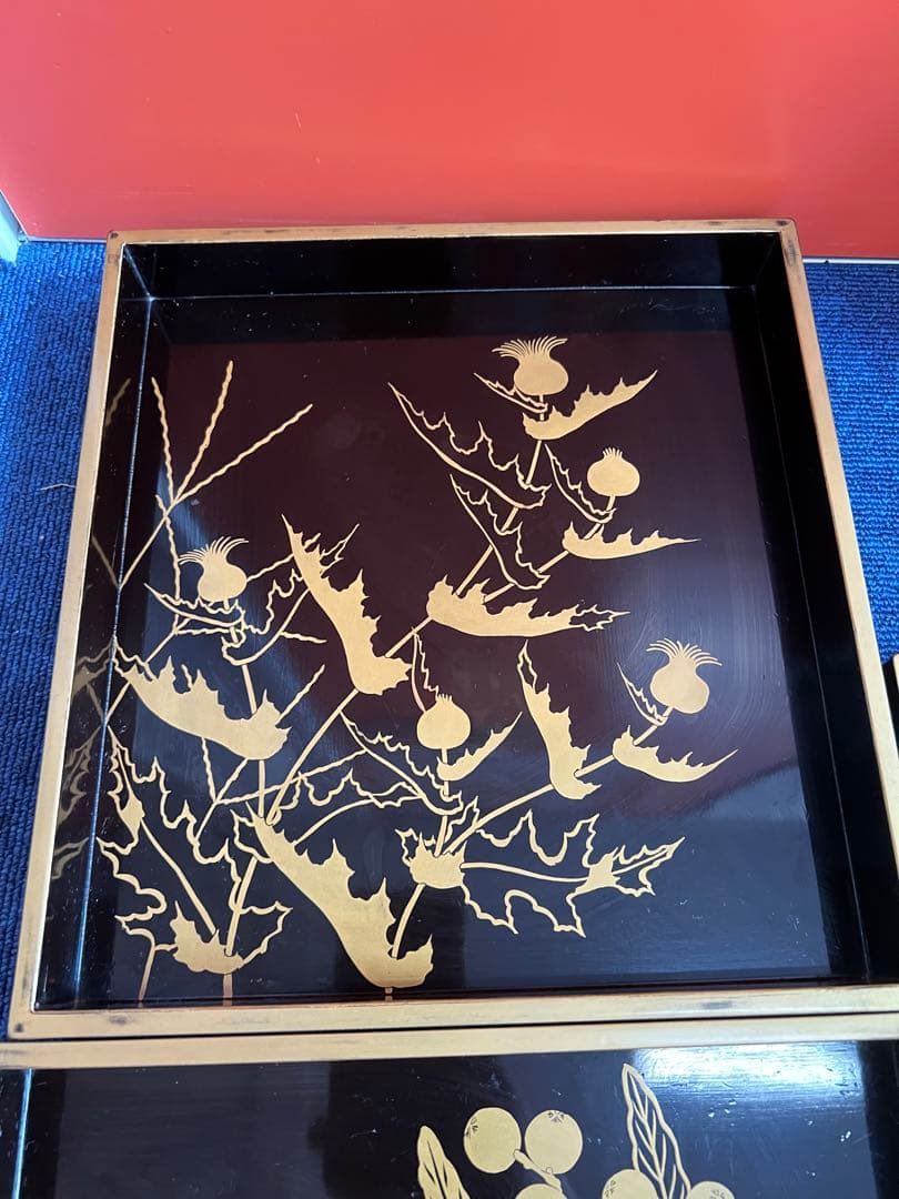 1294  光琳描絵三重　蒔絵　果実文　梅文　花文