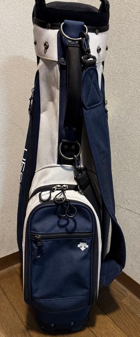 DESCENTE 軽量スタンドゴルフバッグ 紺x白 おまけデサントサブバッグ付