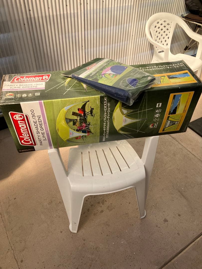 Coleman パーティシェード300ライムグリーン　サイドウォール付き　きれい