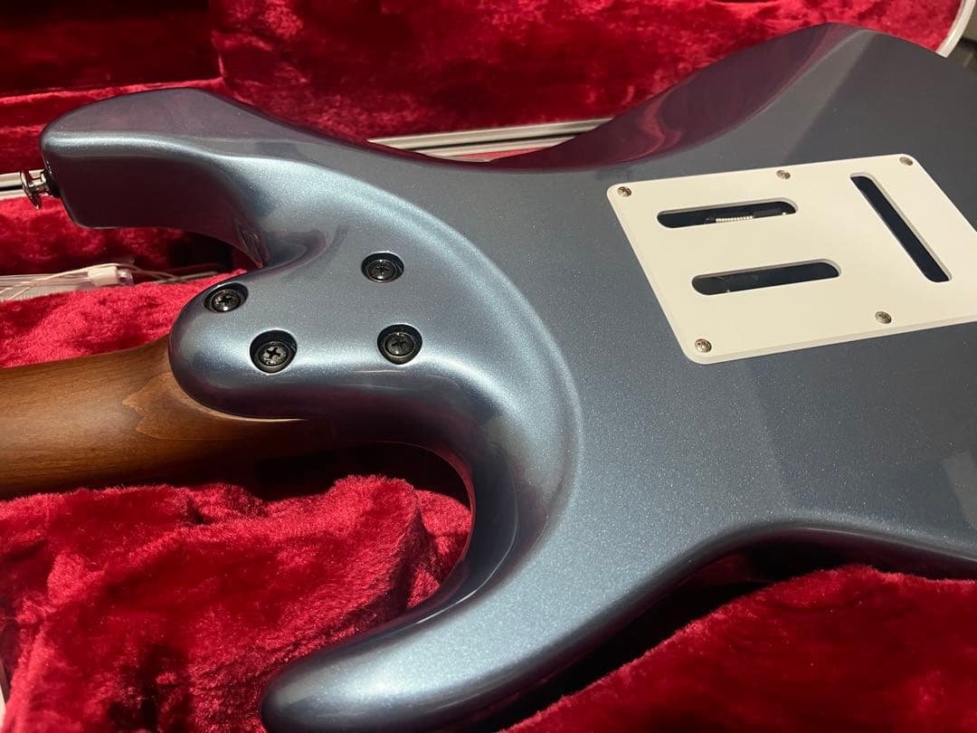 J*n様 Ibanez AZ2204 Prestige