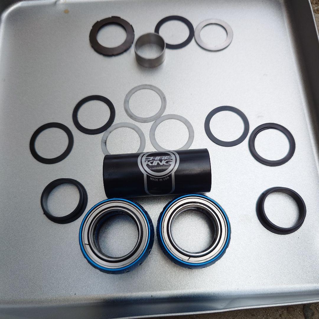 パーツ CHRIS KING ThreadFit 24 BB