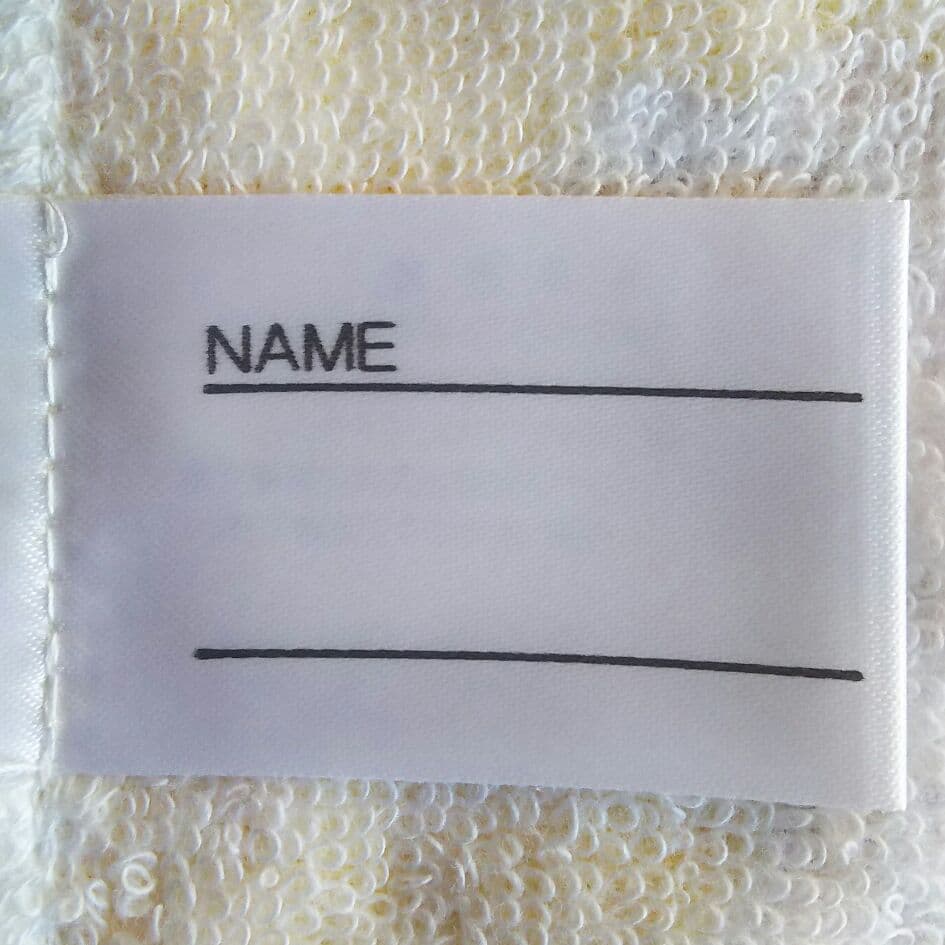 キティ♪サンリオ♪新品未使用ハンドタオル♪2002年♪②