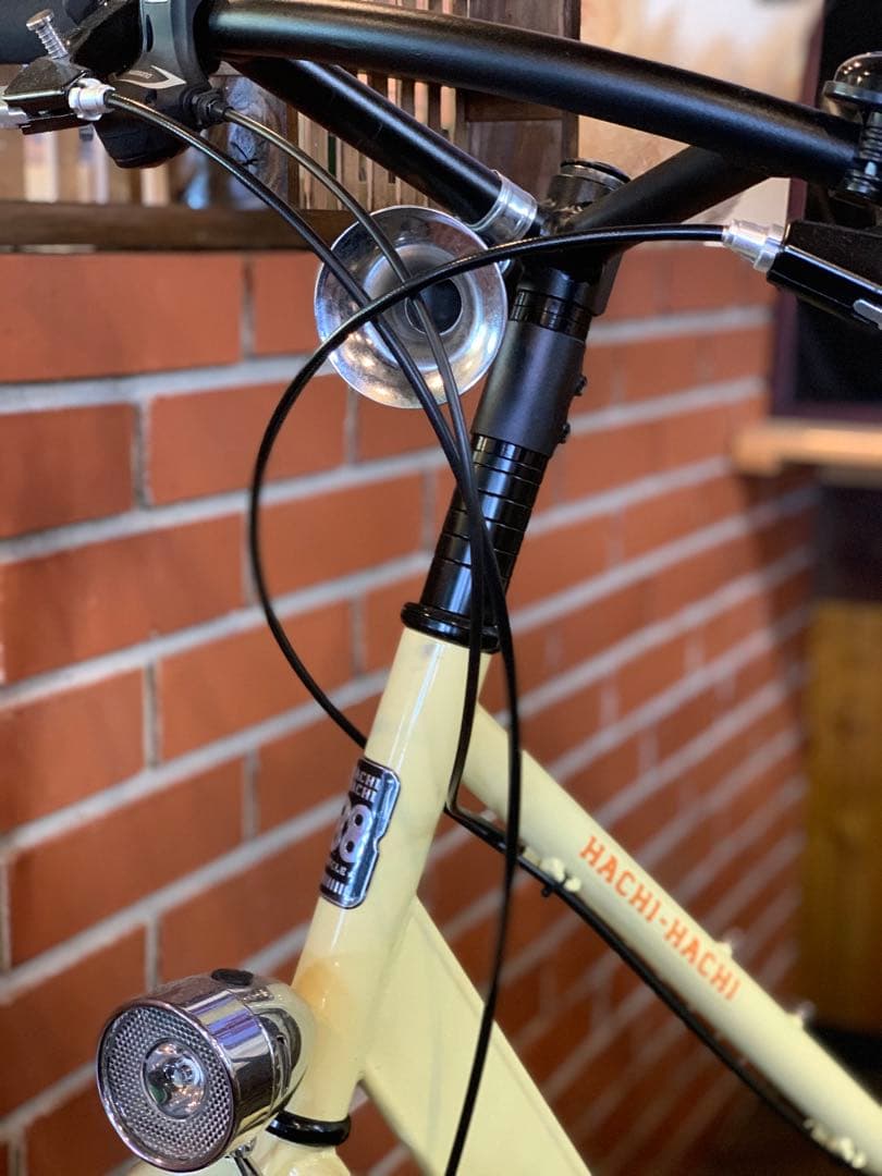 HACHI-HACHI シティサイクル クリーム色