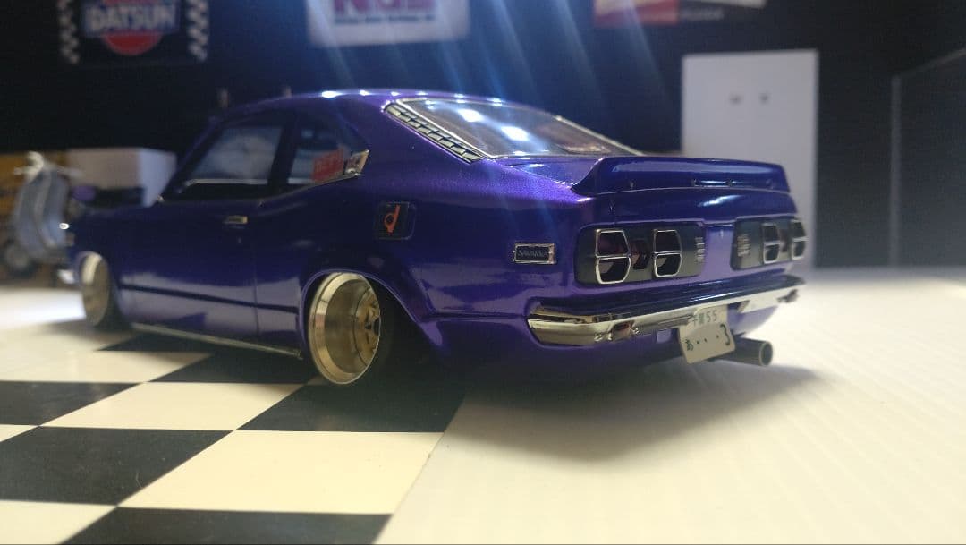 1／18イグニッションモデル　サバンナRX3カスタム