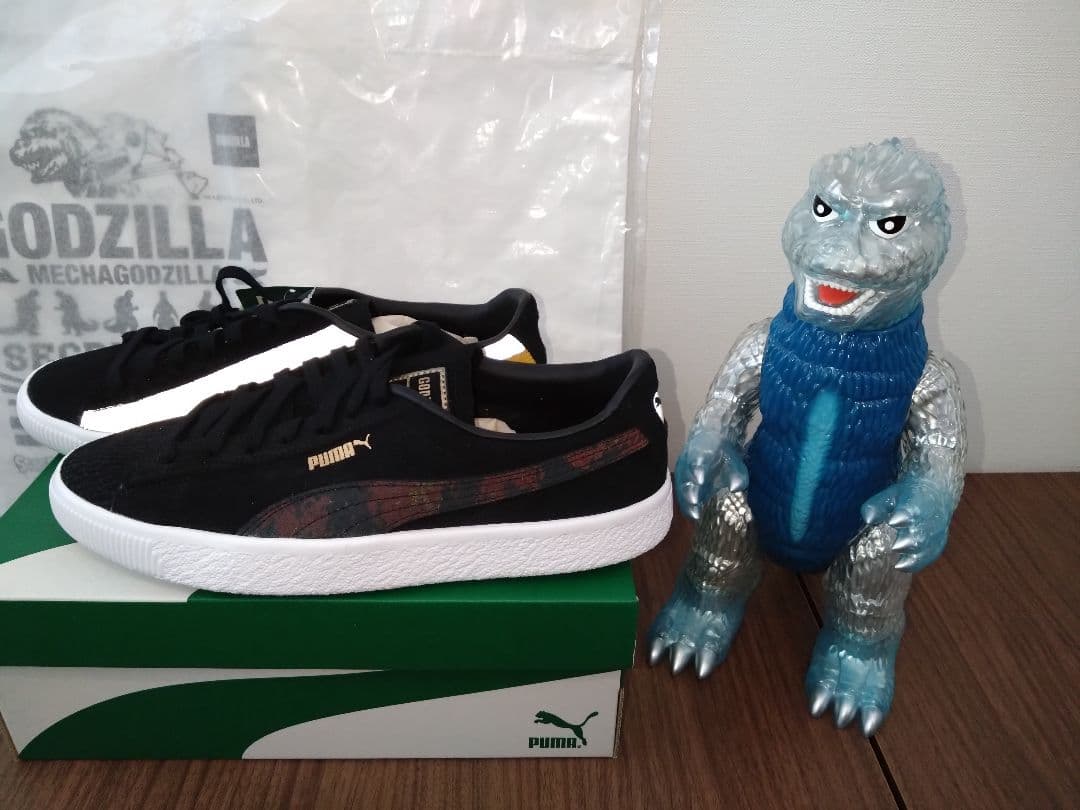 ■新品未使用■シークレットベース ゴジラ ソフビ PUMA スニーカー セット