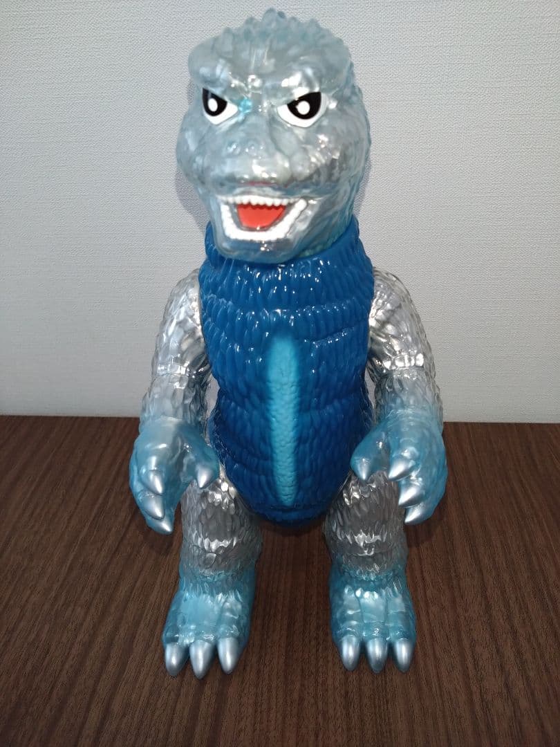 ■新品未使用■シークレットベース ゴジラ ソフビ PUMA スニーカー セット