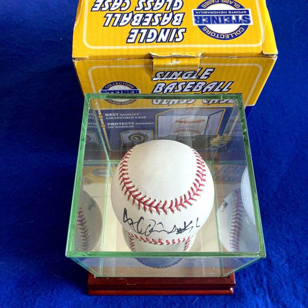 〈人気商品〉イチロー 選手　直筆サイン　MLB公式球　ガラスケース付