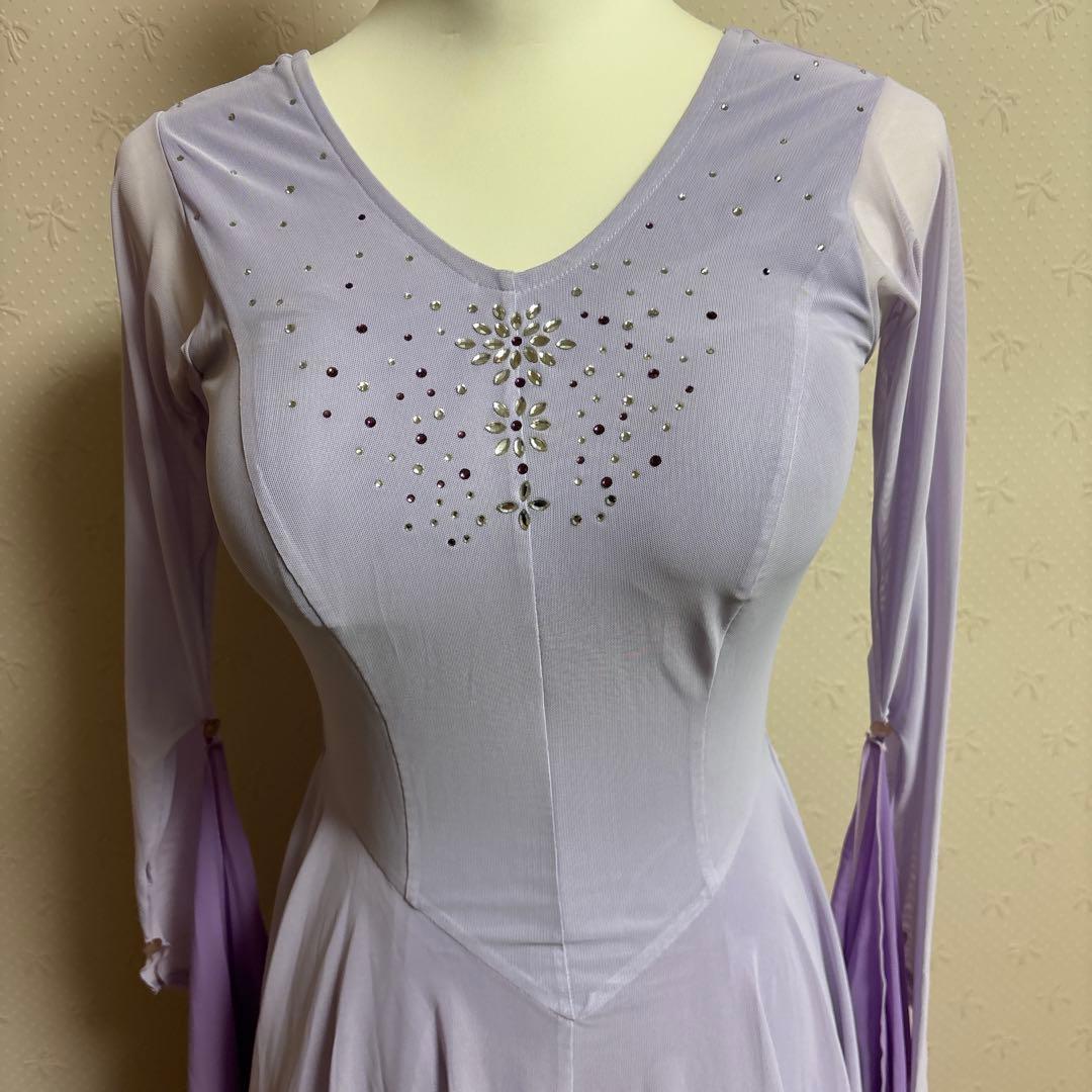 薄紫の社交ダンスドレス