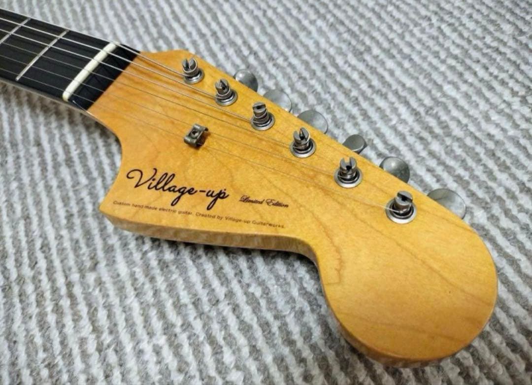 Village-upハンドメイドギター　Jaguar タイプ