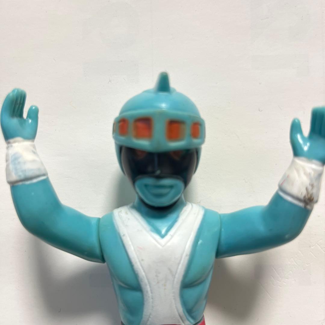 ポピー　シルバー仮面　ソフビ