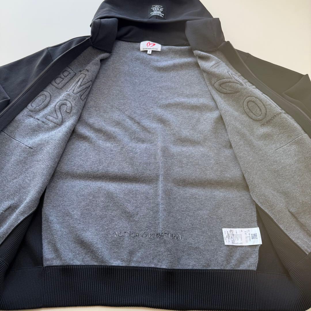 MASTER BUNNY EDITION ブラックパーカーゴルフウェアジャケット